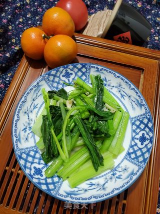 蒜片炒迟菜心的做法步骤：9
