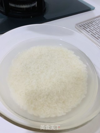 红糖糯米饭的做法步骤：1