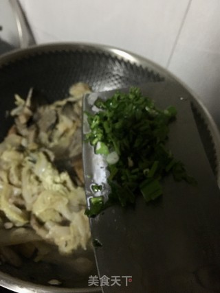 平菇炖白菜的做法步骤：16
