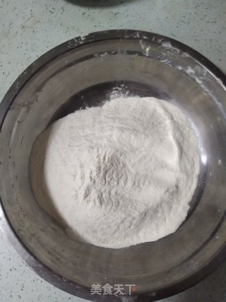 自制凉皮的做法步骤：1