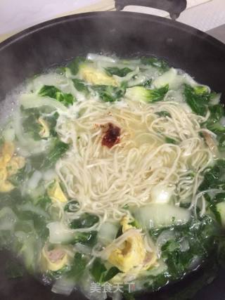 蛋卷青菜煮面的做法步骤：7