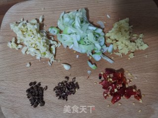 麻辣豆皮的做法步骤：2