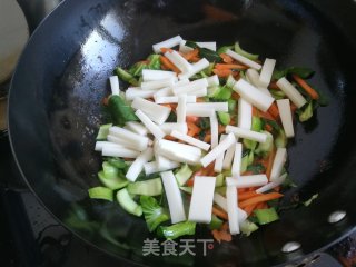 鸡肉乌菜炒年糕的做法步骤：7
