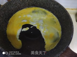 快手小炒 青椒炒鸡蛋的做法步骤：3