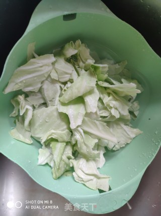 快手小炒   爆炒大头菜的做法步骤：2