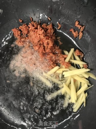 青椒炒鸡珍的做法步骤：4