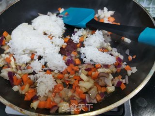 剩饭鸡蛋饼的做法步骤：6