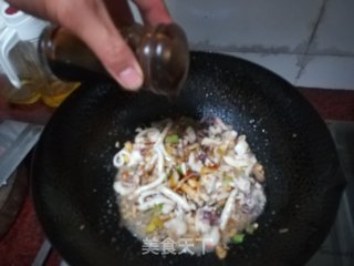 快手小炒沙姜炒鱿鱼的做法步骤：9