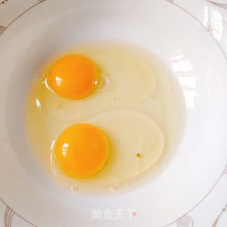 香椿芽炒鸡蛋的做法步骤：3