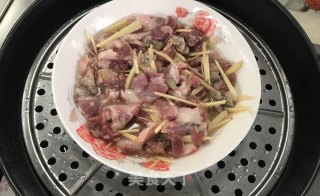 咸鱼蒸腩肉的做法步骤：6