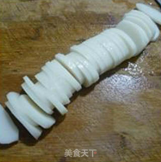 油菜蕻玉米热狗肠炒年糕的做法步骤：6
