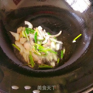 葱油面的做法步骤：3