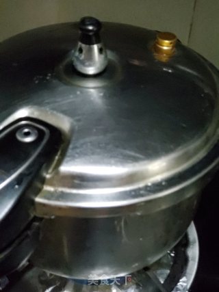 海底椰炖瘦肉的做法步骤：5