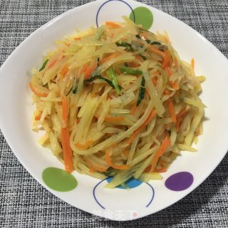 胡萝卜炒土豆丝的做法步骤：7