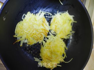土豆饼的做法步骤：4