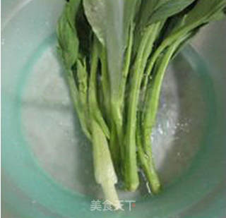 虾蛄油菜蕻年糕汤的做法步骤：6