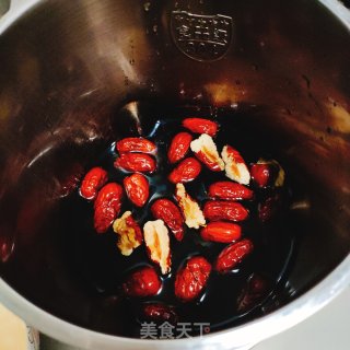 黑木耳红枣羹的做法步骤：3