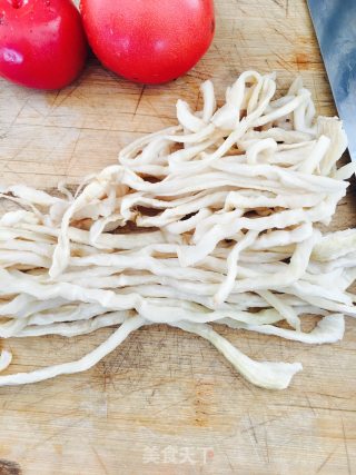 萝卜干炒腊肉的做法步骤：2