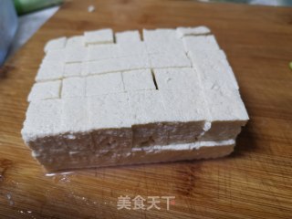清炒豆腐的做法步骤：1