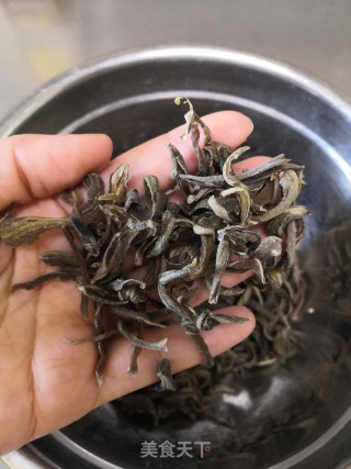 辣炒眉豆丝的做法步骤：1