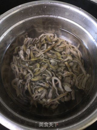 辣炒眉豆丝的做法步骤：3