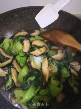 香菇青菜的做法步骤：13