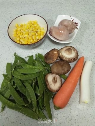 荷兰豆炒玉米粒的做法步骤：1