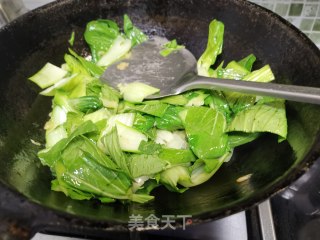 虾皮炒油菜的做法步骤：4