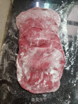 红玫瑰馒头的做法步骤：5