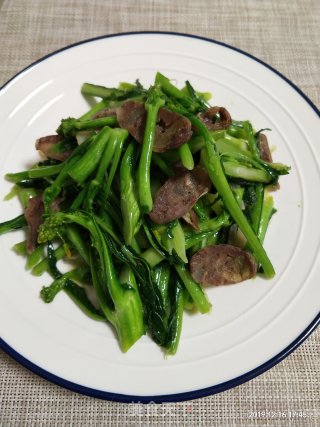 腊肠炒迟菜心的做法步骤：7
