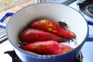 铁锅烤红薯的做法步骤：4