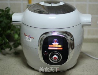 绝味双椒蒸鲈鱼的做法步骤：5