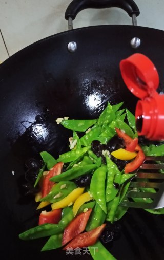 彩椒荷兰豆的做法步骤：6