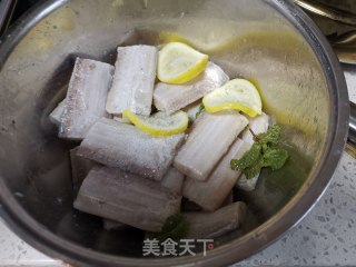 带鱼京白烧水晶粉的做法步骤：3