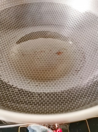爆炒草鱼块的做法步骤：3