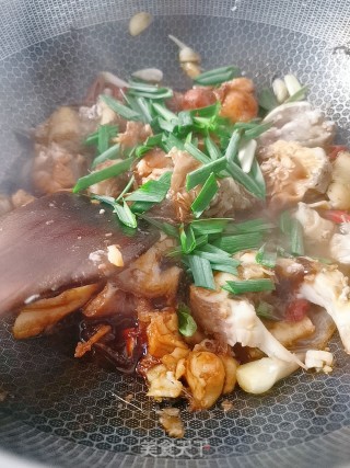爆炒草鱼块的做法步骤：7