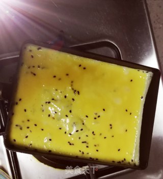 夹心蛋卷????????的做法步骤：2