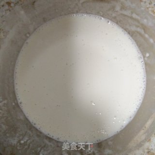 葱花鸡蛋饼的做法步骤：2