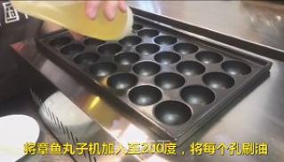 皮酥肉嫩的章鱼小丸子的做法步骤：1