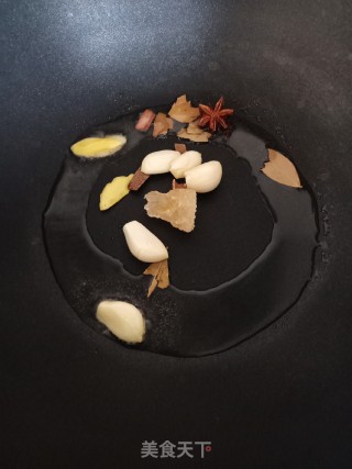番茄豆腐泡焖牛腩的做法步骤：4