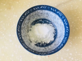 番茄酱鸡蛋青菜汤的做法步骤：1