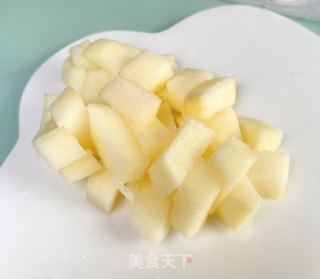 苹果燕麦米糊的做法步骤：2