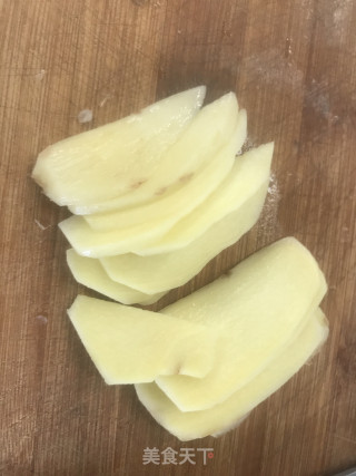 鱿鱼瑶柱骨头粥的做法步骤：3