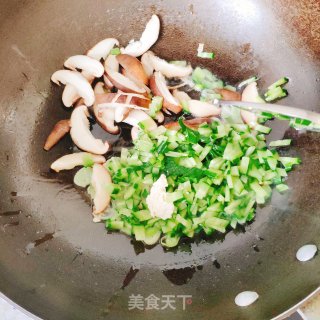 豆腐菌菇汤的做法步骤：3