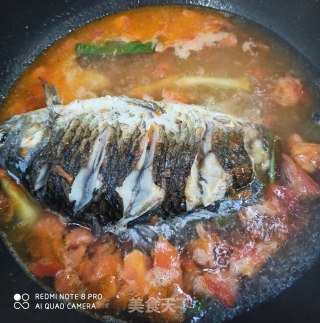 西红柿鲫鱼豆腐汤的做法步骤：6