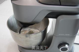 椰蓉吐司的做法步骤：1