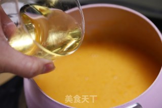 蛋黄沙拉酱的做法步骤：2