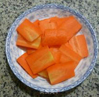 胡萝卜青菜炒年糕的做法步骤：3