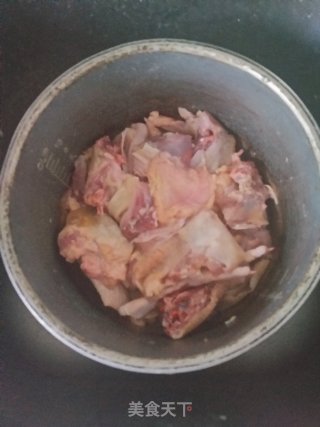 贴饼子了：地锅鸡的做法步骤：5