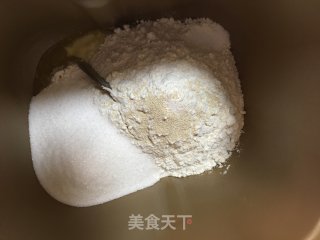 中种豆沙卷的做法步骤：4